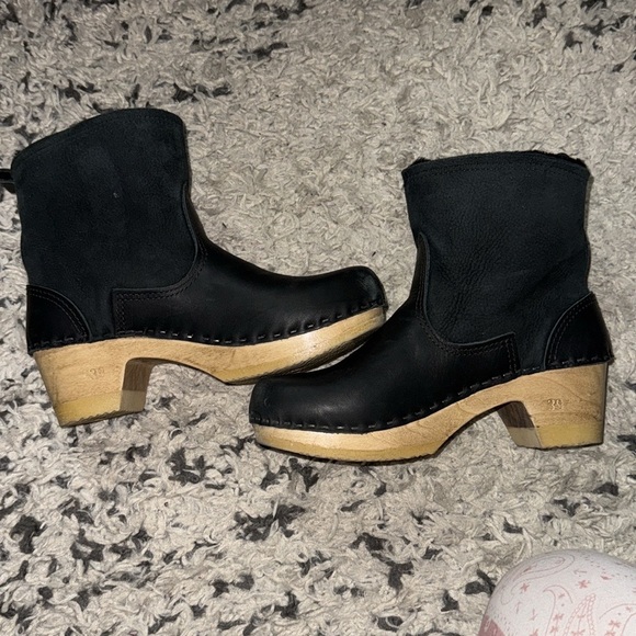 NO.6 5" Shearling Clog Boot in Black Suede size 39 (US 7.5) - Picture 9 of 13